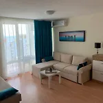 Апартаменты Grand - Sea Viev And Premium Свети-Влас